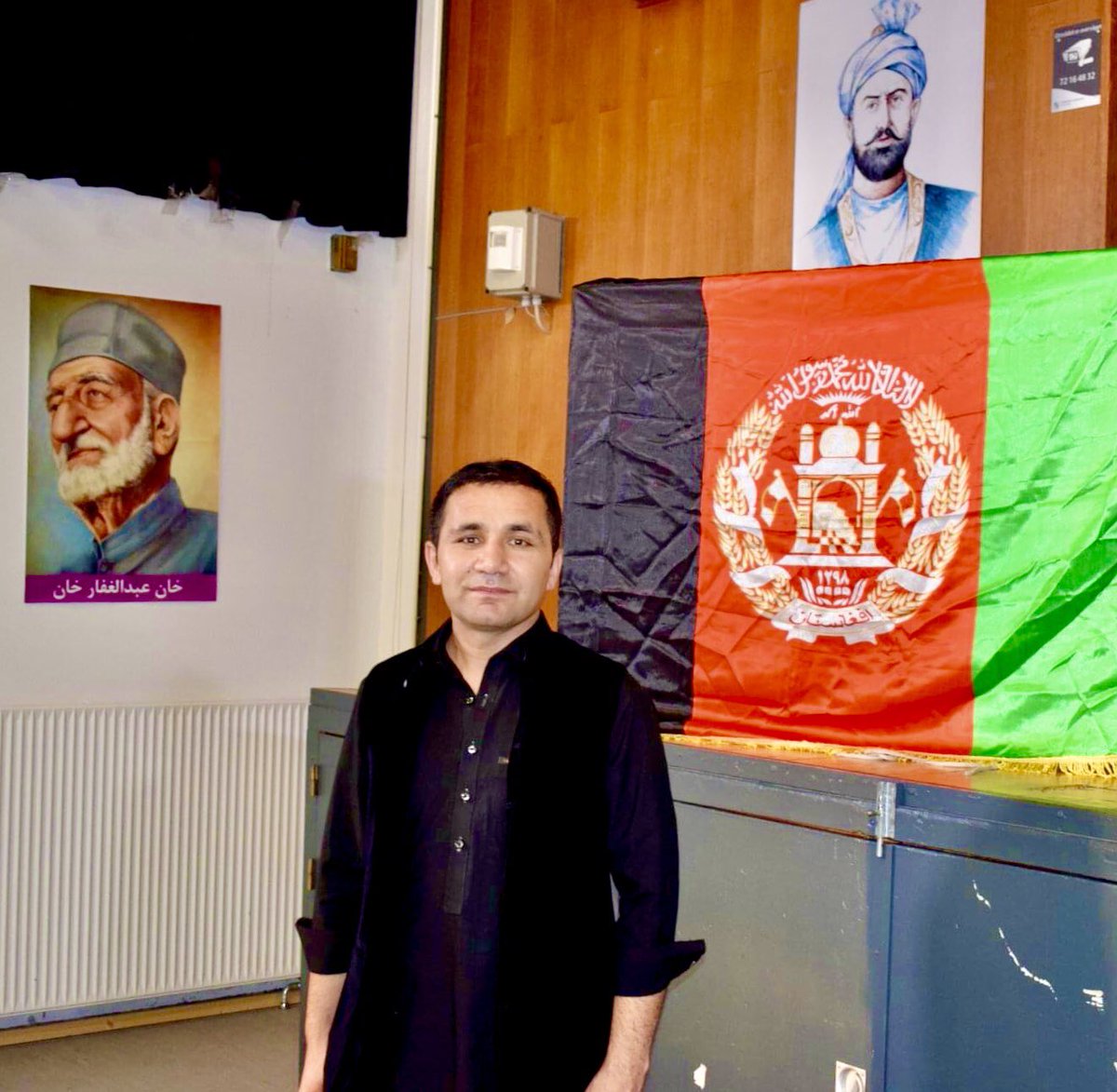 NakeebKhan's tweet photo. وطن جنت نشان دی ګلان پکې کرمه
پر ما له ځانه ګران دی ګلان پکې کرمه .

Happy 103rd Sovereignty Day to All Afghans. 
❤️🇦🇫❤️ 

#Afghanistan
#AfghanistanIndependenceDay
#Afghan https://t.co/3ru2oVfv1s