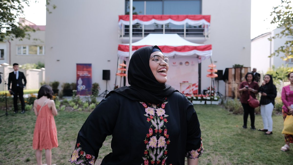 sipaaround's tweet photo. Being an intern doesnβt mean youβd be cut off from your socio-cultural life.
I was still able to volunteer myself in the celebration of Indonesian Independence Day in the middle of the week and shared the moments with the whole team!
#WeAreCisco #CiscoIntern https://t.co/cqRBtw2StD
