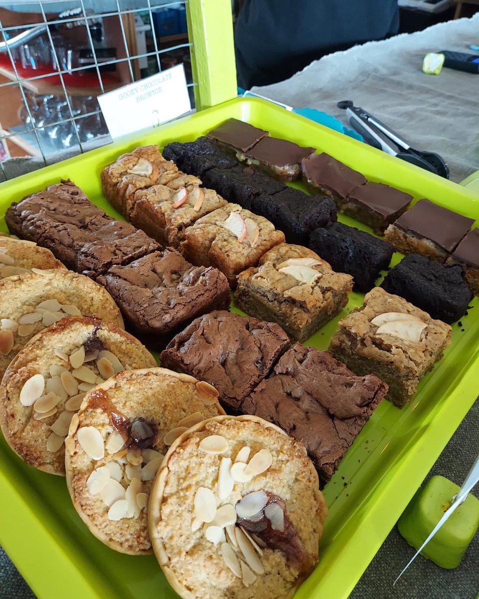 Mr tasty baker is on the scene today, don’t miss out on all of the wonderful pastries, sweets and treats!!! 🥞❤️ #scrapyardbar #tastybaker