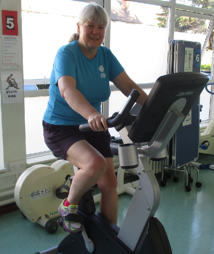HereForCroydon's tweet photo. Our fundraisers inspire us every day!  Ali had a heart attack in 2018 and spent 4⃣ weeks in🏥 

Ali was supported by the💜Cardiac Rehab team @croydonhealth❤️and aims to raise 💷1⃣0⃣0⃣0⃣ to help support patients and staff

Ali, you are a🌟🤩- ⬇️
https://t.co/ljRB9AB5do https://t.co/vHwTMUmUn0
