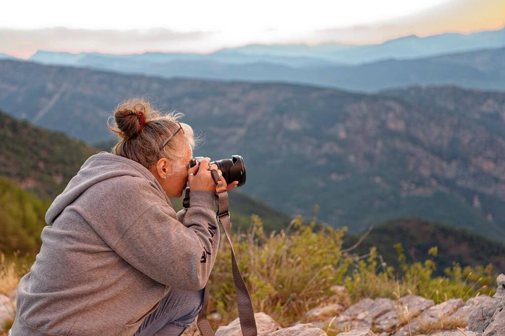 ChrisTaile's tweet photo. En pleine séance photo ! Merci @altess_78 ☺️

#fujixt2 #fujifilmxt2 #landscapephotography #enpleineaction https://t.co/4lp2tgk7r3 https://t.co/vzu0yhgm5Y