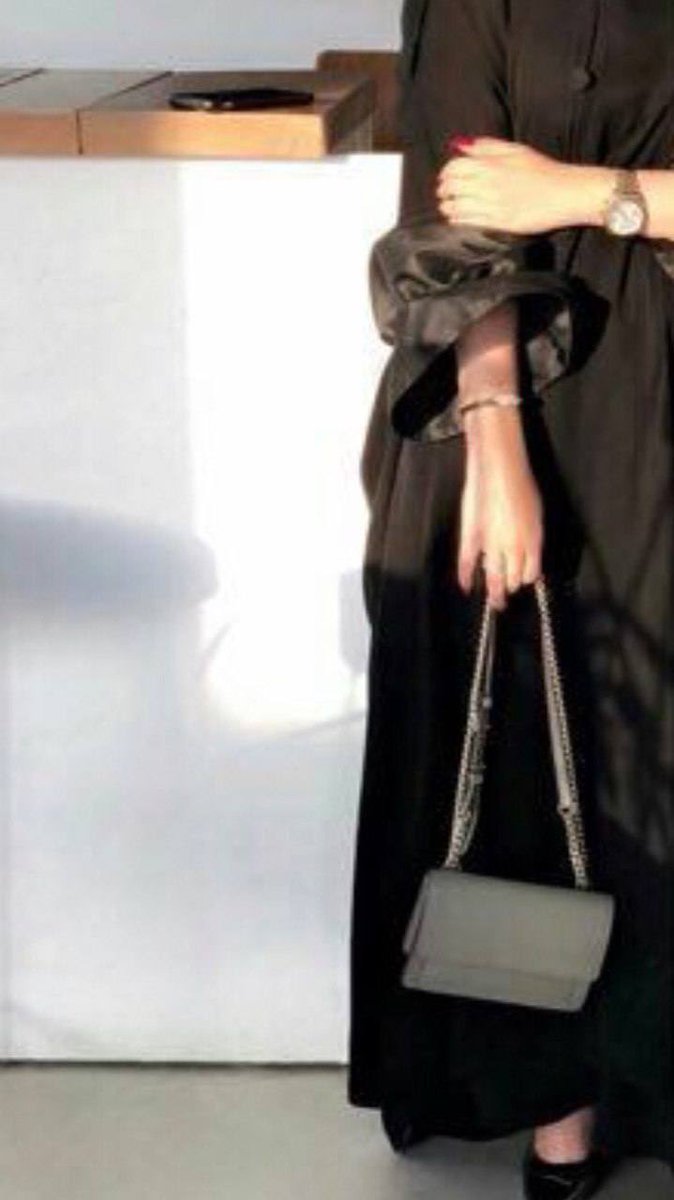 مساء الخير 🤍

جيّتك .. تبري جروحٍ عجز عنها المداوي .