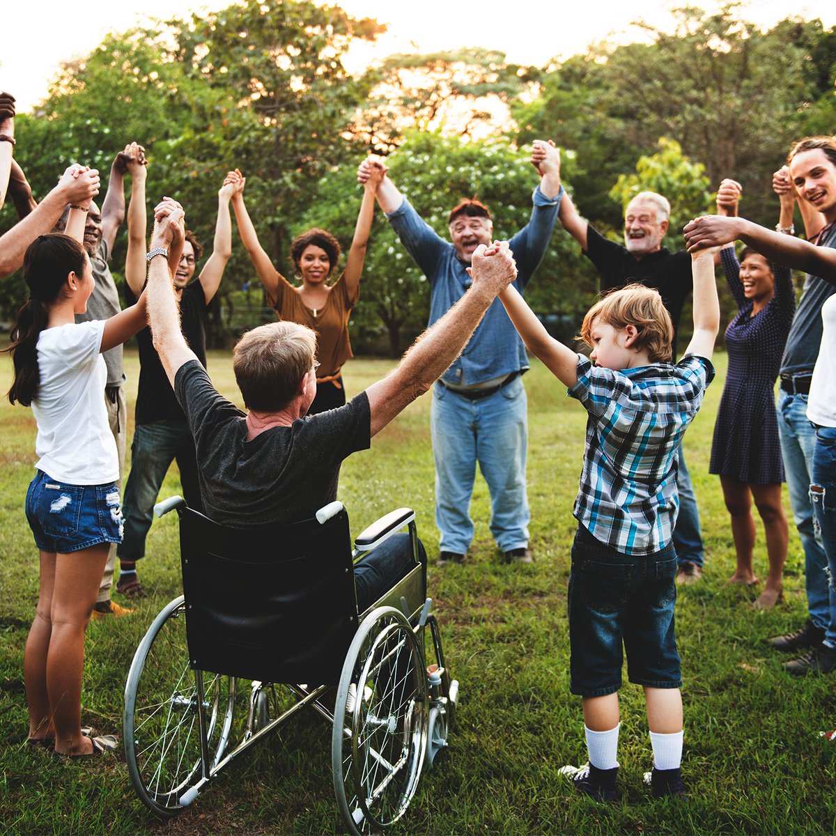 God designed us to be connected to others, yet we’ve been living with calls for quarantines, isolation, and sheltering in place. So, what can we do? Watch Day 10 "Value of Community" on Inspiration TV On Demand at bit.ly/3JP8aqD! #StrengthenYourWalk #FindingHope