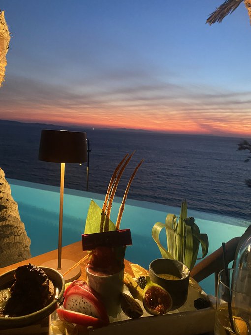 Wow. One of the beautiful places I&rsquo;ve ever been, topped off with the most stunning sunset 🌅 @zumamykonos<a href="/tag/jaxoncarter"class="tags"><span>#jaxoncarter</span></a>