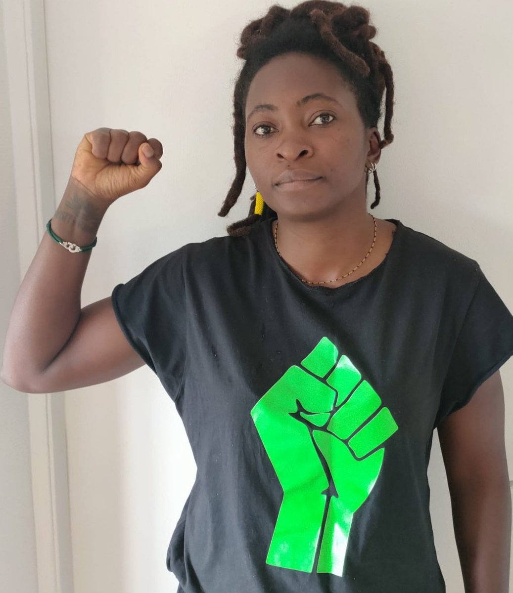 Klari237's tweet photo. We dream and we fight for justice and freedom wherever we are. That's why we #StandInBlack. Against a corrupt system that keeps failing us. We, cameroonians, deserve what we are fighting for. Justice and Freedom. #FridayInblack #FreeAllArrested #PoliticalTransition https://t.co/Pi8o0NmebL