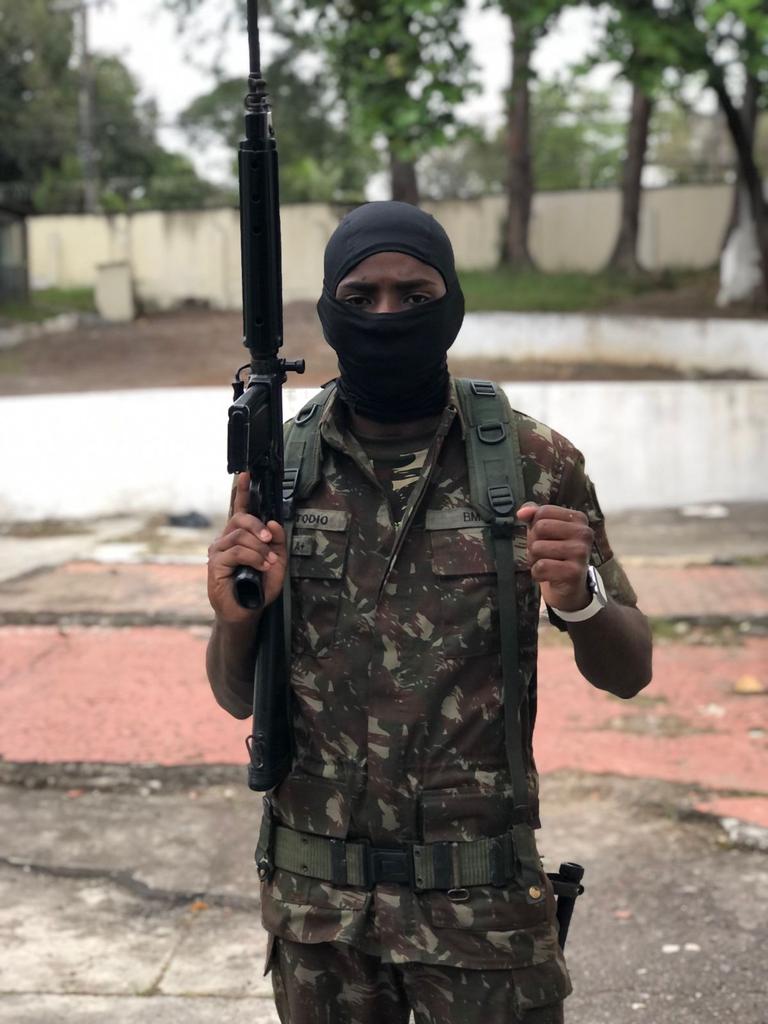 lorran_dmenor2's tweet photo. "Bem  aventurados os pacificadores, pq serão chamados filhos de Deus 🙌🏾☠️🇧🇷🔰 https://t.co/56dnnNCBlN