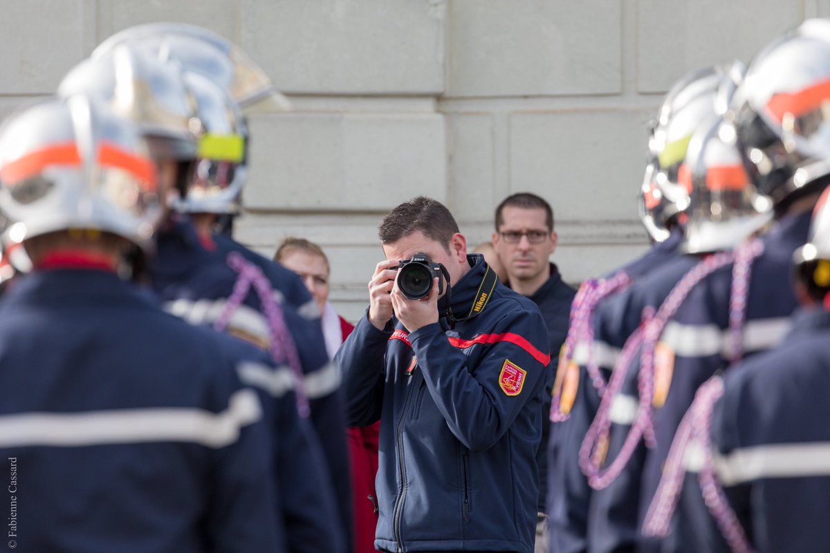 Ils expriment l’intensité de l’engagement et illustrent pleinement  les missions. 
Ils sont les acteurs de la Mémoire et sont une ressource pour les « RETEX ».
Merci aux #photographes des services d’incendie et de secours et de la Fédération nationale des <a href="/PompiersFR/">Pompiers de France</a>.