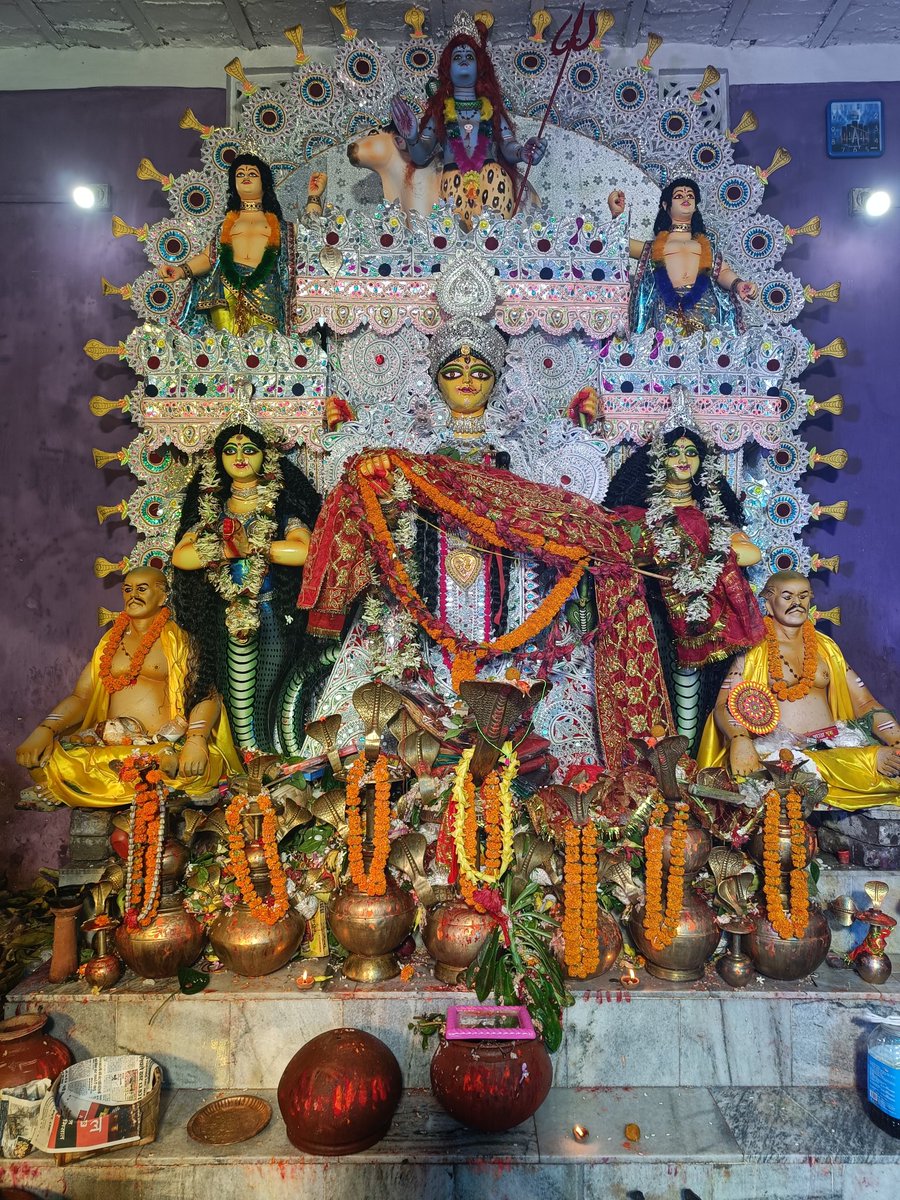 bgpourpride's tweet photo. Some pictures of Mansa Bishari Puja from different Puja Pandals in Bhagalpur 😍😍
#BishariPujaBhagalpur #Behula https://t.co/DDK1OIde2x