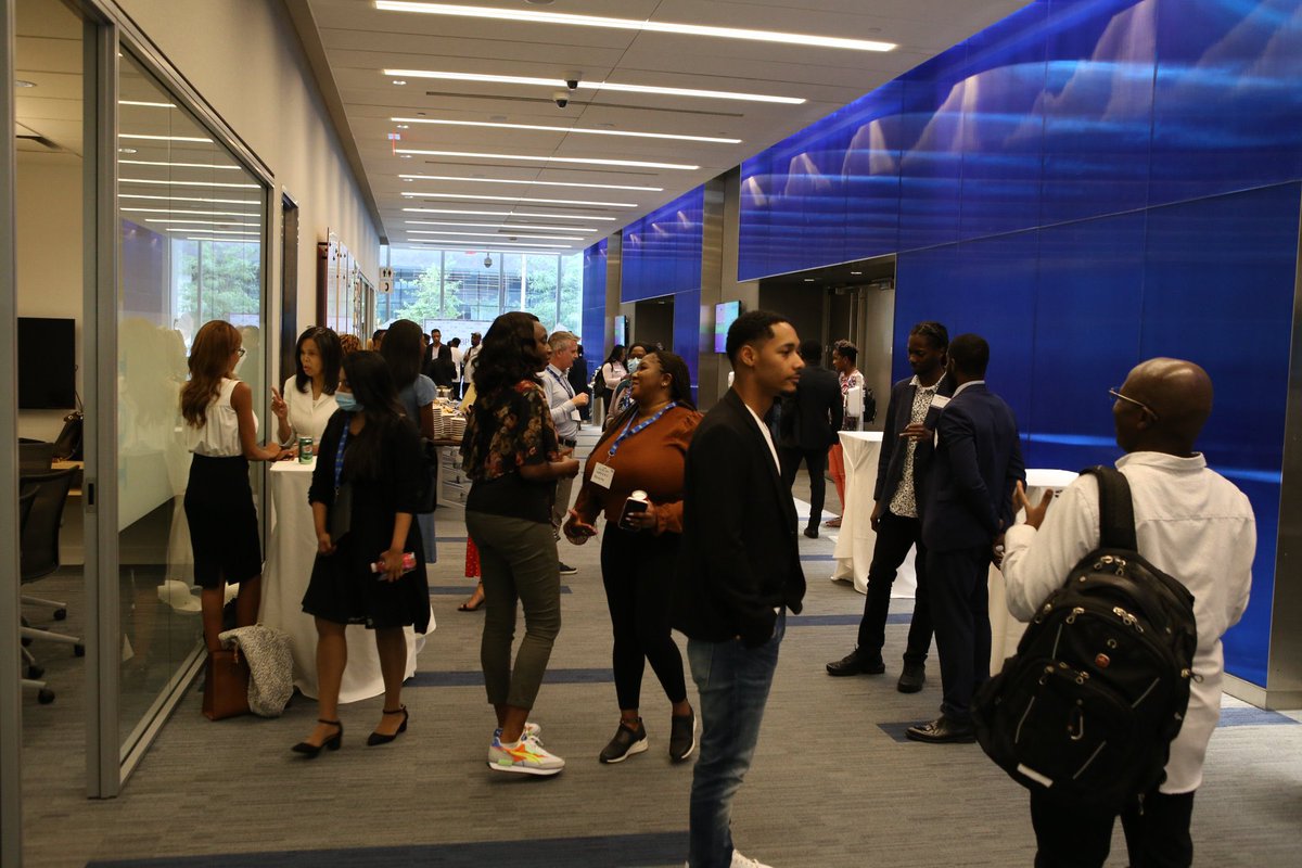 Never a dull day in tech ecosystem partnerships at <a href="/RBC/">RBC</a>. Yesterday, we hosted an event with @wearebptn on Allyship for Black Tech Professionals feat <a href="/LekanOlawoye/">Lekan Olawoye</a>, <a href="/TorontosMayor/">John Tory</a>  and Sumit Oberai, SVP of Digital Tech. Amazing fireside chat &amp; networking 🔥🙌🏼 #TechAtRBC