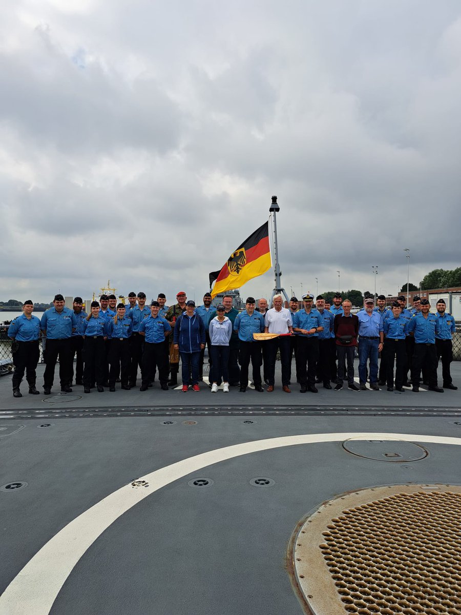 Großer Dank an die Besatzung Echo der Fregatte F125 NRW. Danke das ich als „Buchsbaum“ eine Woche Teil der Crew sein durfte !!!
