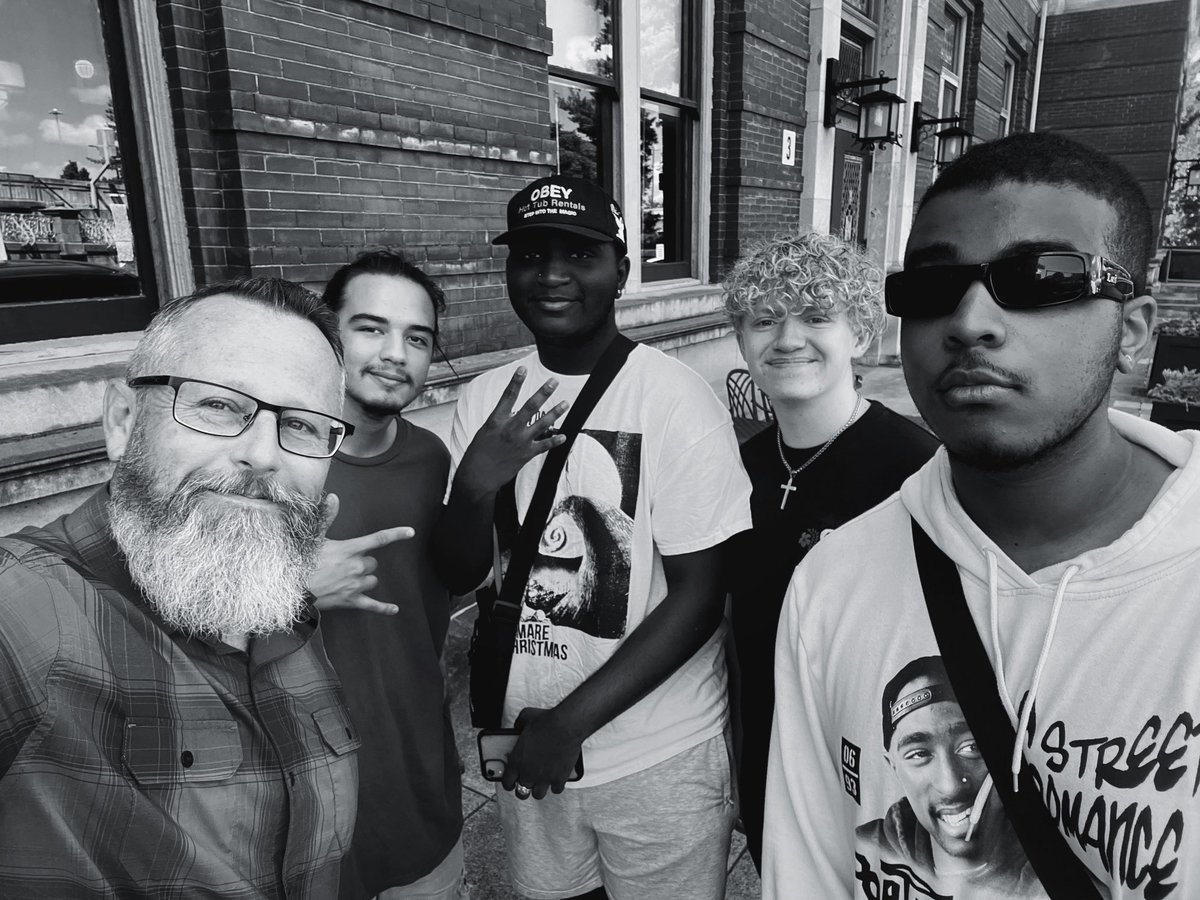 Steven York tweet media