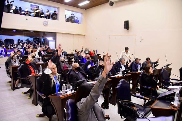 LA LEGISLATURA APROBÓ LA ADHESIÓN A LA LEY DE AUTISMO
radioformosa.com.ar/la-legislatura…