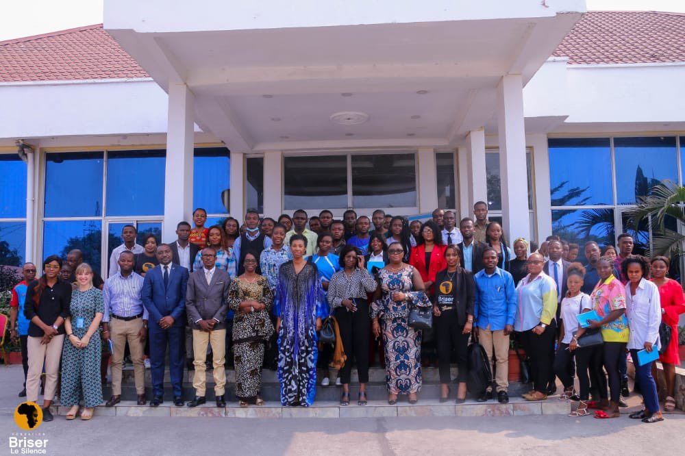 BofolaJr's tweet image. #TSHANGU 
#VILLAGE VENUS

Heureux d'avoir participé le jeudi au tour du dialogue intergénérationnel dans l'entrepreneuriat, organisé par la fondation #Briser le silence et @ONUFemmesRDC .
@JeanineMabunda