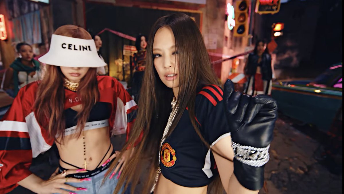 rubyjenduekie's tweet photo. JENLİSA’M DA JENLİSA’M #BLACKPINKCOMEBACK #BLACKPINKPINKVENOM #BLACKPINK https://t.co/jWI2dkKwCr