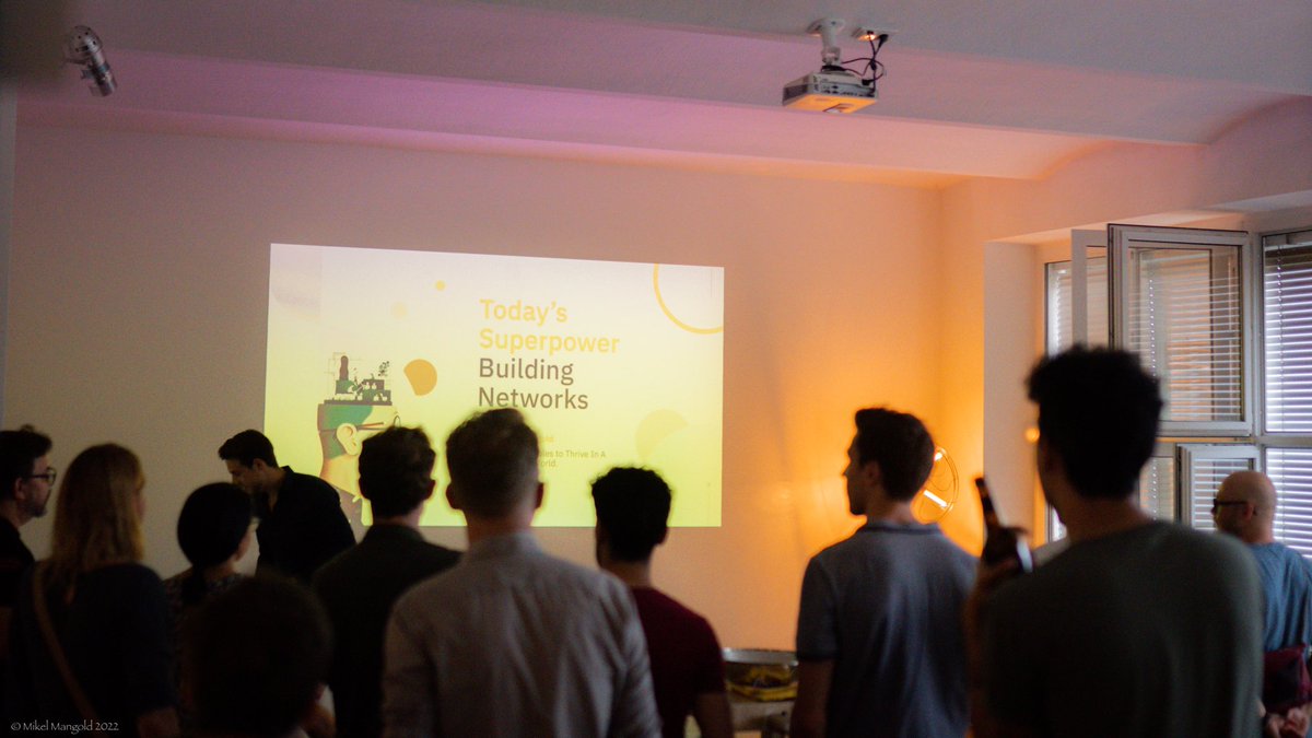 📍Berlin - #BUILDINGNETWORKS 📚 Launch event! 🎉 THANK YOU 

I believe innovation ecosystems, networks, and the stakeholder economy is the future. Entrepreneurs are at the core of this new model!

Let’s create some change <a href="/yeysus/">Jesus del Valle</a> <a href="/SuzartK/">Kiliana Suzart</a> <a href="/KYepitsme/">Karin.yepitsme</a> 🏄‍♂️🌊
