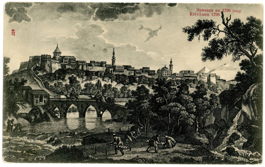 AZEvisuals's tweet photo. Iravan castle - a castle built in 1504 by the order of the Safavid ruler Shah Ismayil I, by his vizier Ravangulu Khan, on the banks of the Zangi River, on the site of the current city of Iravan. https://t.co/7NiZW0jN4v