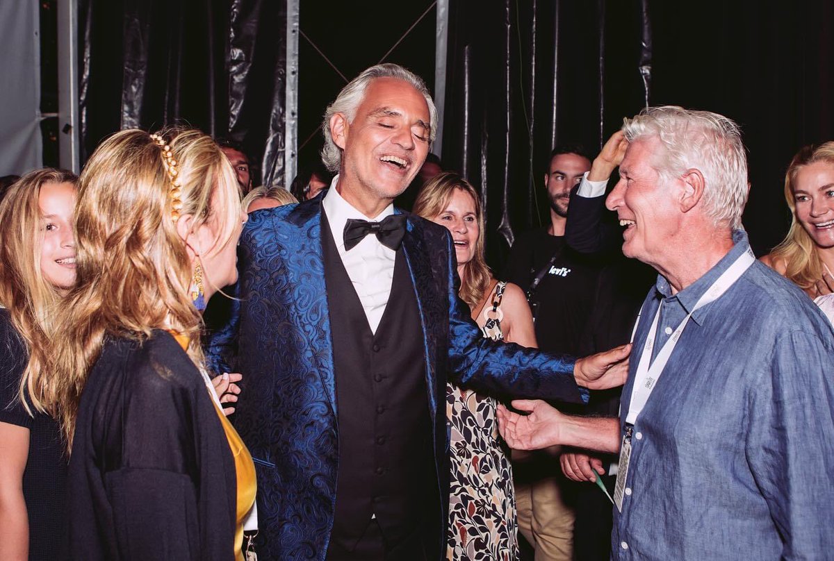Andrea Bocelli invites Richard Gere on stage; Marbella Spain. ITAA friendship and mutual respect for both is forever. #AndreaBocelli #Marbella