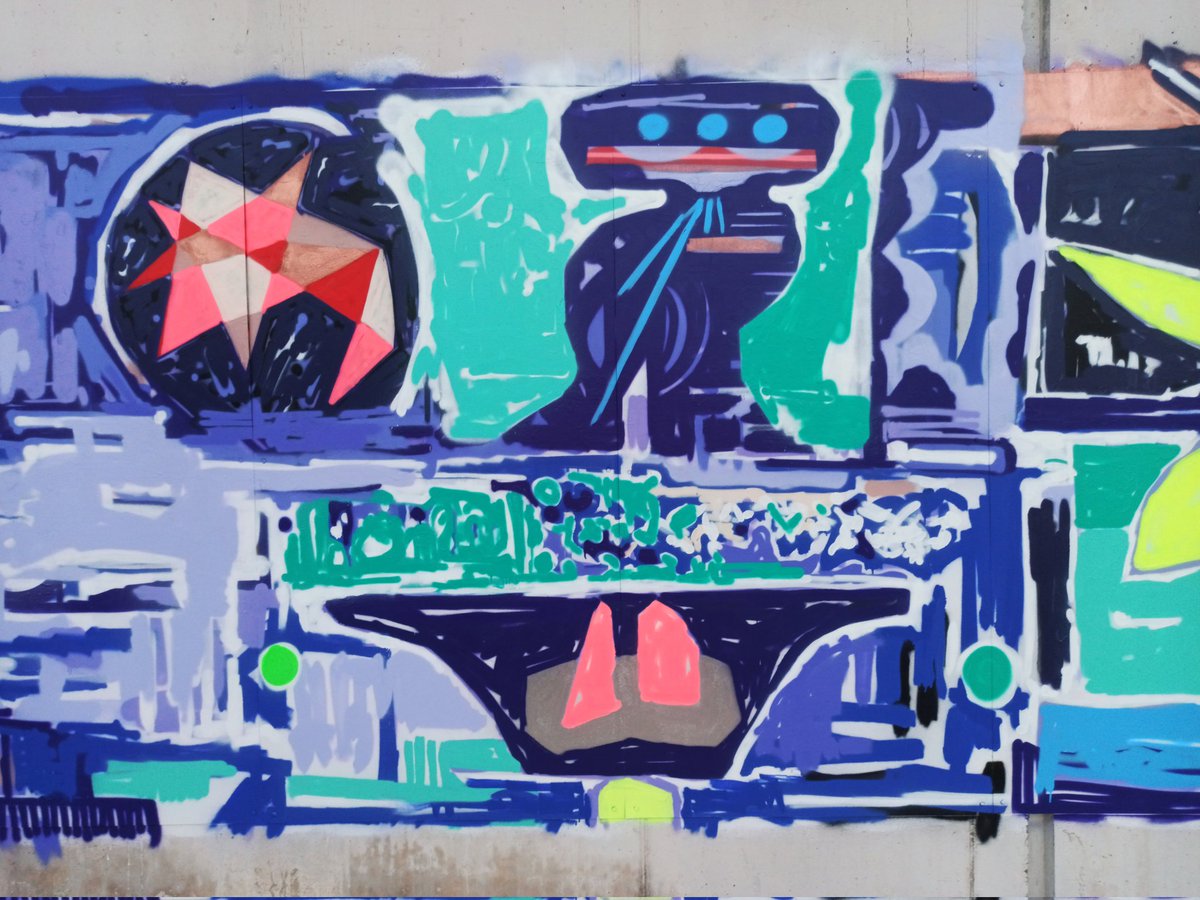 I like this detail from the 20m long mural for the Attiko METRO. 

#StreetArt #kez #kez3000 #mural #Athens #graffitiart #graffiti #Space #scifi #artist