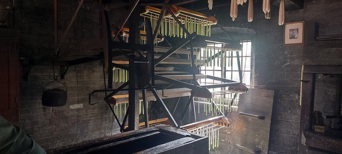 Langley_Maths's tweet photo. Arrays of candles at #BlistsHill @IronbridgeGMT #mathsonholiday https://t.co/KkGLI7bfmU