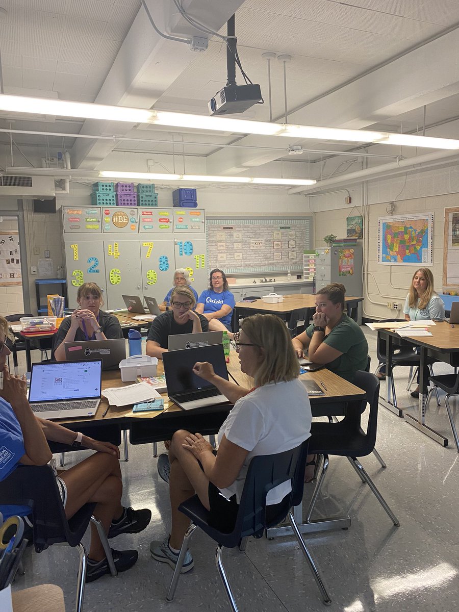 ChristyPropst's tweet photo. @mesdolphins math planning and aligning across grade levels. Thank you @JanetteDeVan and Amy Brubaker for facilitating and aiding. https://t.co/2iLpId2hhJ