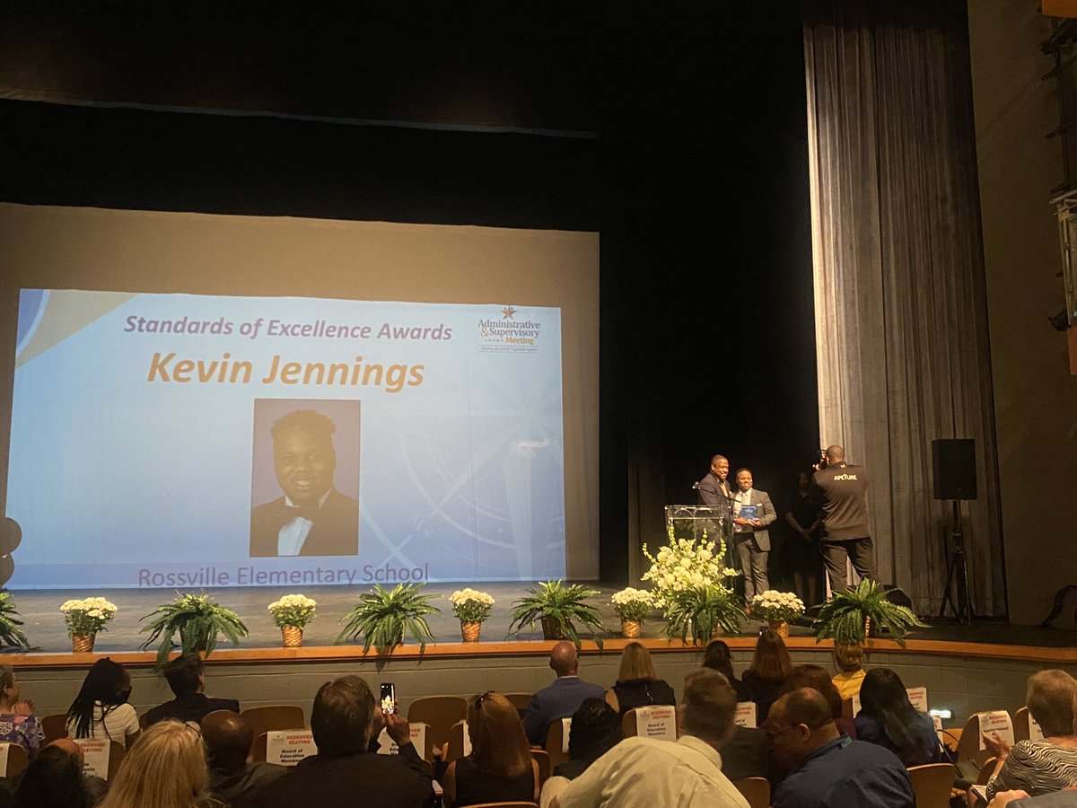 MrsJenPiet's tweet image. Love love love when colleagues are recognized!   Also, shout out to my fellow APs that are working so hard day in and day out! #bcpstogether