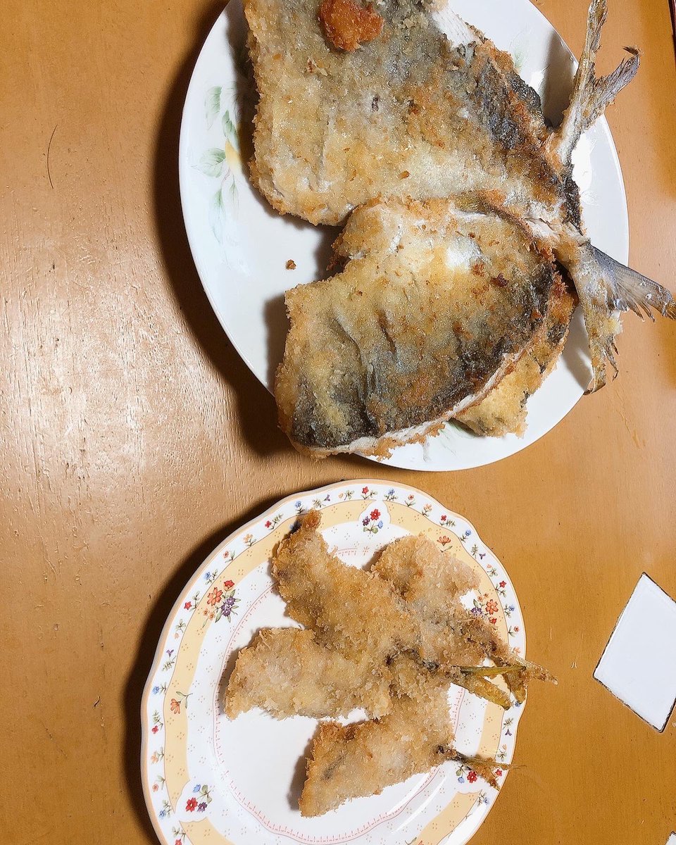 C7Mpj's tweet photo. 初青物！ショゴ！！
ちっちゃいけど！！

ショゴフライうまし😋
#初青物 #lsj #大津漁港 https://t.co/7qfF83EdB4