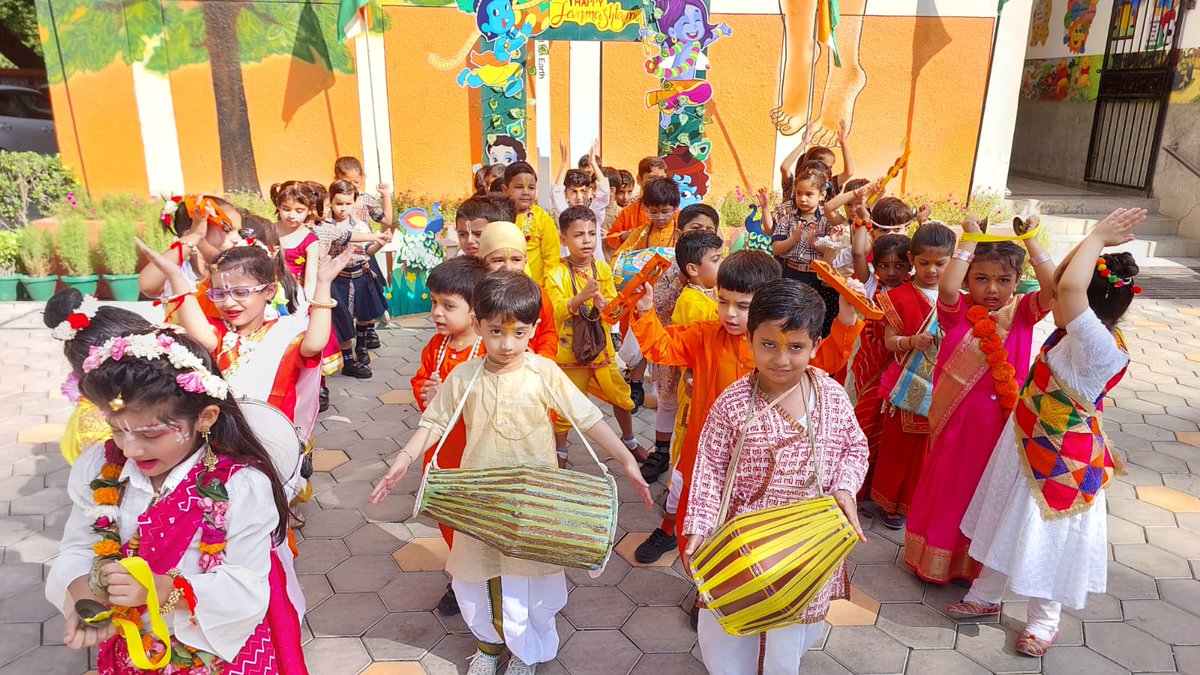mpsshbagh's tweet photo. #MPS excitedly celebrated #Janmashtami with its little natkhat nandlals! Janmashtami marks the birth of #LordKrishna, and is seen as a day of joy and happiness, which could be felt as #MPS global #citizensoftomorrow dressed up in the traditional attire to celebrate the festival! https://t.co/BSoG9bfJk1