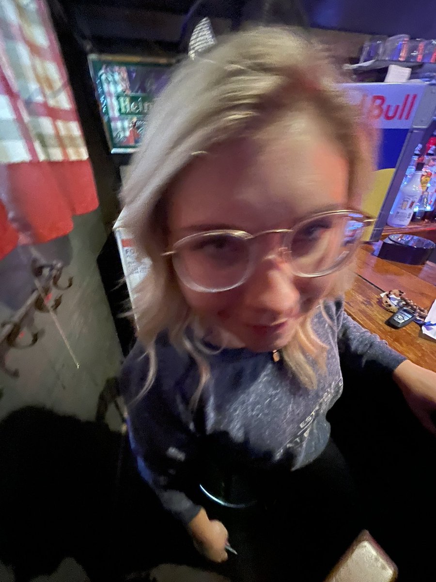 camcam628's tweet photo. The only way I’m taking pictures of myself &amp; others now 😩😂😂😂 https://t.co/DKMXTC8xGT