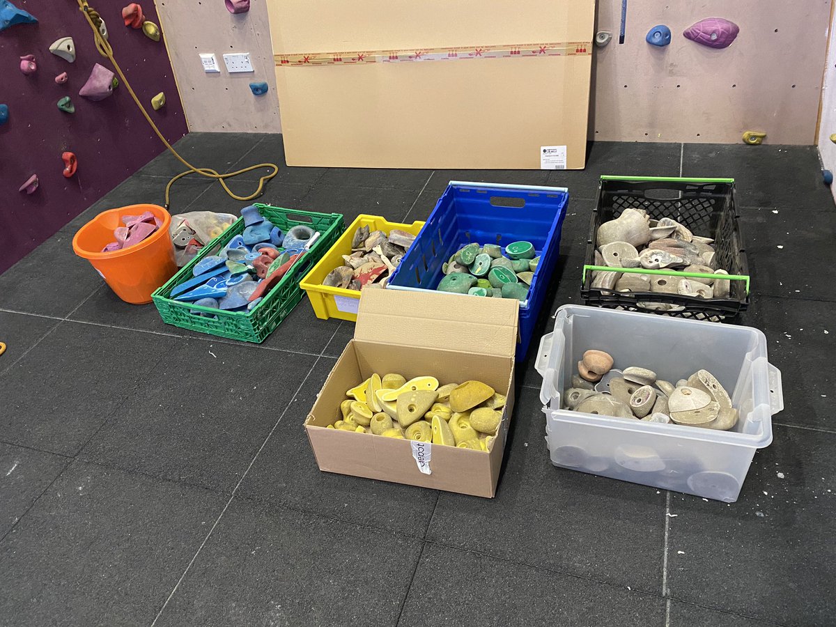 PHS_OutdoorEd's tweet photo. Today we have Climbing Wall volunteer Ian, working with us to set some new routes for climbing club starting next week!
Weβre excited! We hope our climbers are too.
#weAREphs #outdoored #climbing #club #climbclub https://t.co/B2EUHKAxdn