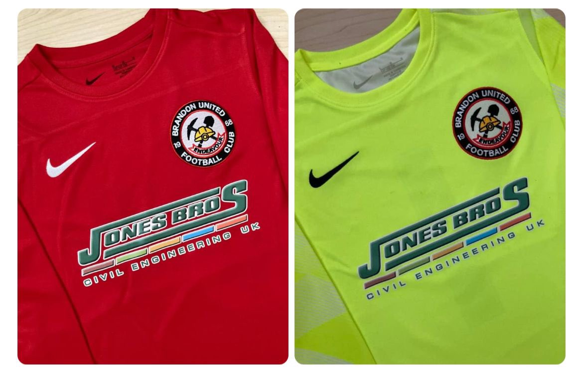 Brandon reds U9’s strips have arrived ahead of the new season … big up @jonesbrosUK for the sponsor ⚽️⚽️⚽️🔴🔴🔴👏🏻👏🏻👏🏻 @BrandonUnited #LetsGo #Grassroots