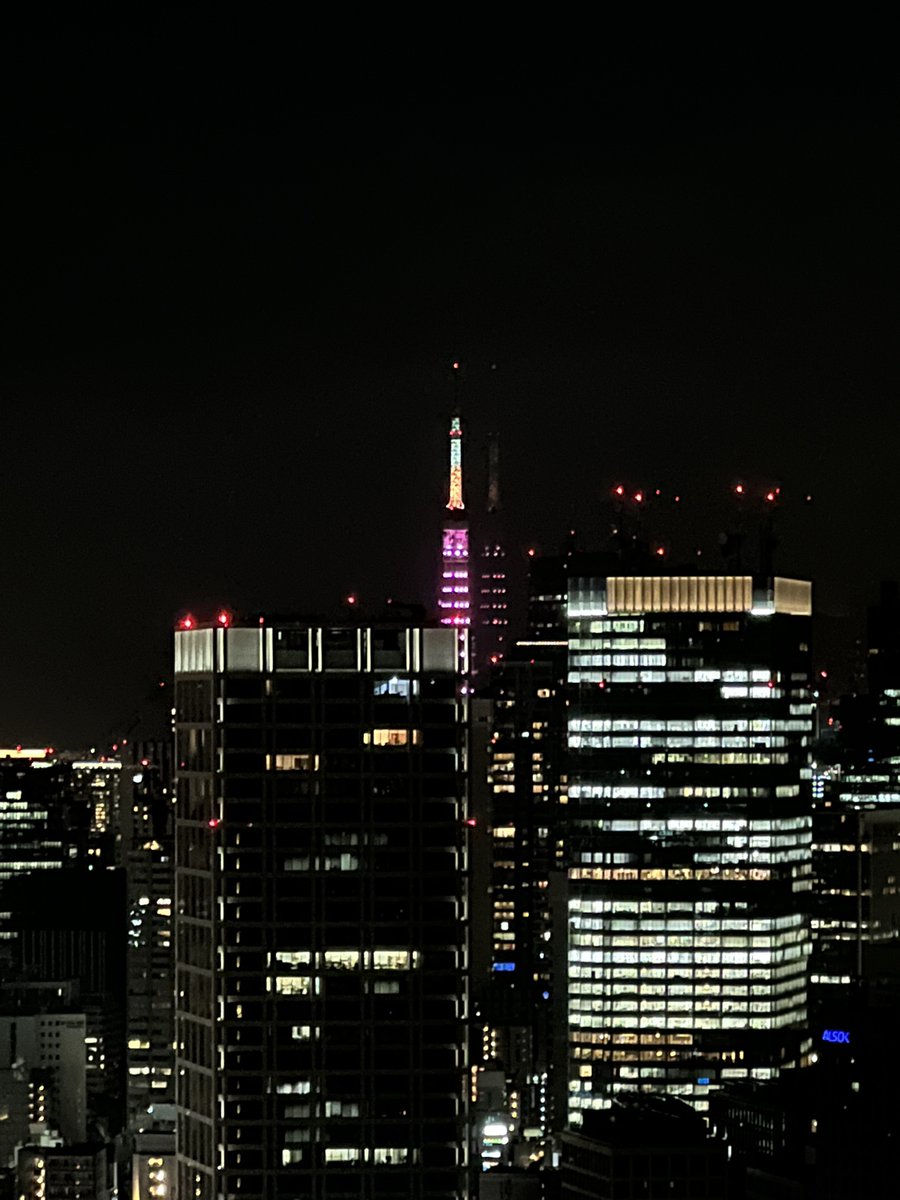 Kstyle S Tweet 今夜の東京タワーは Blackpink ピンクにライトアップされ とってもきれいです Pinkvenom Trendsmap