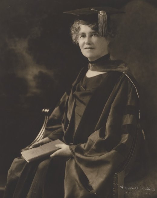 Amerikan Kız Koleji'nin 40 yıl kadar müdireliğini üstlenen Mary Mills Patrick'in Midillili antik şair Sappho üzerine yazdığı kitabı tanıtan kısa bir cuma günü okuması: t24.com.tr/k24/yazi/min-n…

Görsel: M. M. Patrick'in portre fotoğrafı, <a href="/columbialib/">Columbia Libraries</a> Nadir Eserler Koleksiyonu