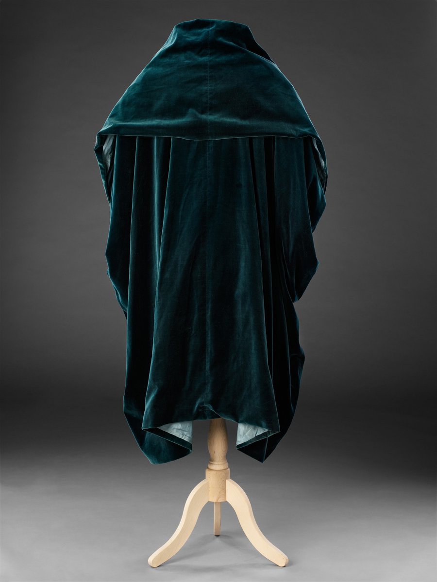 WikiVictorian on Twitter "Cloak, 1913. John Bright Historic Costume