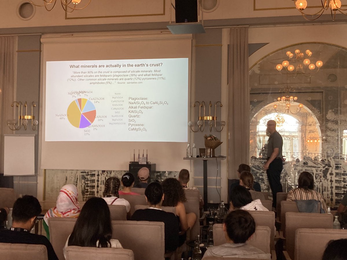 TVegge's tweet photo. What better way to close the #camd2022 @DTUtweet electronic structure PhD summer school than having @ChrisWolverton1 demonstrating how OQMD can be used to predict the composition of the Earth’s crust and showing  us a glimpse of the future of computational materials design 🙌🏻 https://t.co/ZXLo9PffY7
