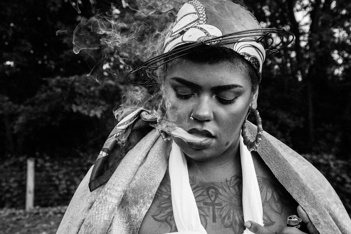 thought_poet77's tweet photo. The art of #DreamTrapping/The radiance of Ambrosia &amp; Healing/The growth of #Jazstarr https://t.co/dCsPQaaIx0