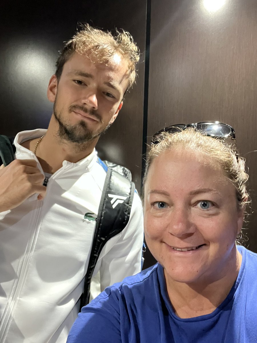 When the elevator door opens and <a href="/DaniilMedwed/">Daniil Medvedev</a> is standing there! Both of us are headed to <a href="/CincyTennis/">Cincinnati Open</a>
