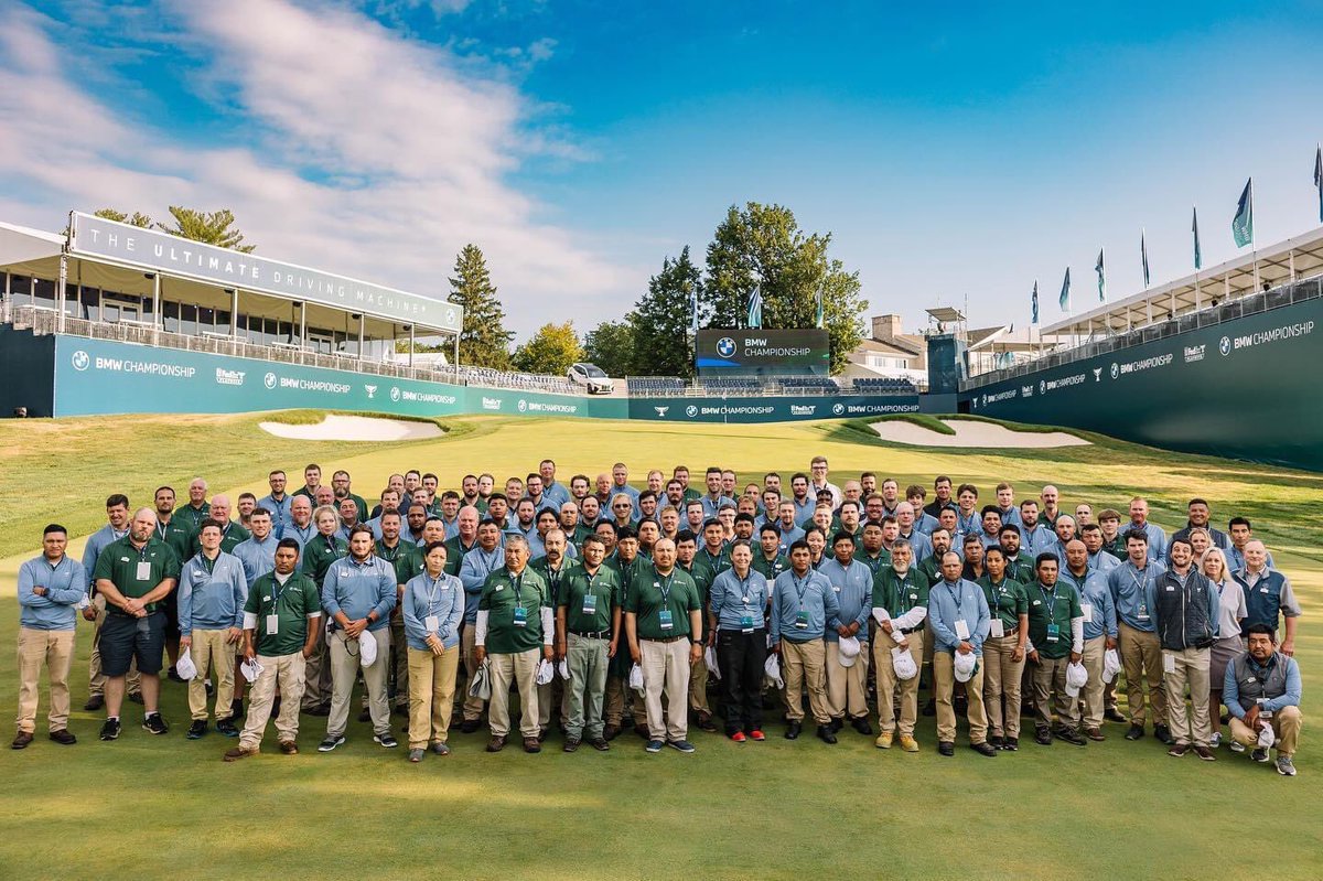Teamwork makes the dream work and this global team is killing it!! A big thank you to Becca Mathias - Photographer for capturing this moment. #BMWCHAMPS #Delaware #Keepersofthegreen #Agronomy