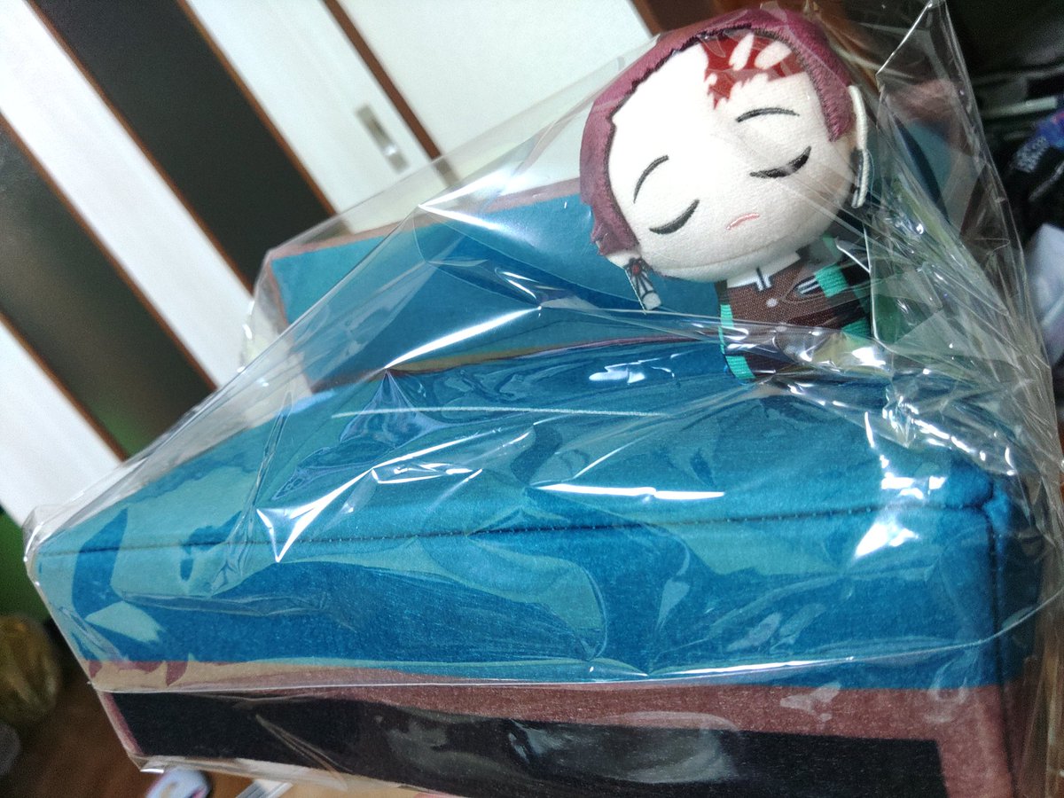 hoshinosuna72's tweet photo. @taitai930419 短時間でも確実GET‼️👍️✨
おめでとうございます‼️🙇
私はマンガ倉庫飯塚店に行けずCAPCOM PLAZAに行って
沼りました😢💦🤣💦
やっぱりマン倉飯塚が最高♥️👍️
#マンガ倉庫飯塚店
#CAPCOMPLAZA https://t.co/lsUv3J7Hgu