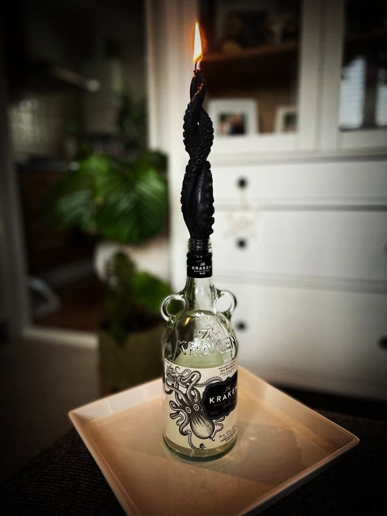 melchiah8's tweet photo. @KrakenRumUK @KrakenRum  Let's see if this dripping candle adorns this bottle in squid ink! https://t.co/LshhG1PjLc