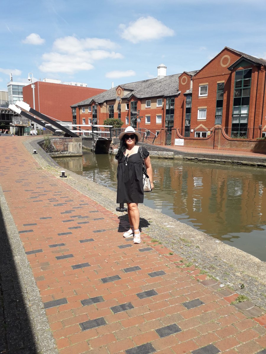 CashPointUk20's tweet photo. We sell clips with smoke fetish,foot fetish,joi,cei, titworship, double domination, blackmail, feminization, sissy training, etc
We accept only serious paying slaves
The clips are with Me and Mom
Do not lose this chance!
#paypiggie 
#femalesupremacy
#femdome 
#cashqueen
#retweet https://t.co/LiLL8Rz6We