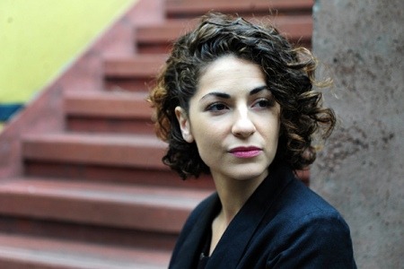 #AHORA 📞 Dialogamos con Victoria Almeida (<a href="/vikialmeida/">victoria almeida</a>), actriz protagonista de "Alicia por el momento", en @NoblezaHormiga
 
👉 Escuchalo en fmlapatriada.com.ar o bajate la #app en bit.ly/2S2CDIR 📻