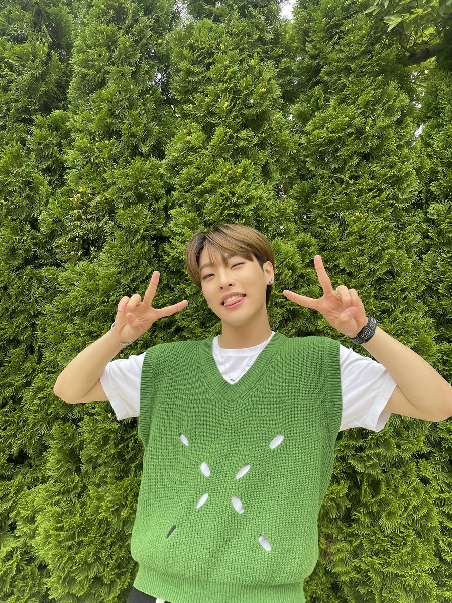 뿌이 뿌이! ✌🏻 

ㅤㅤ[ #고무무 ]