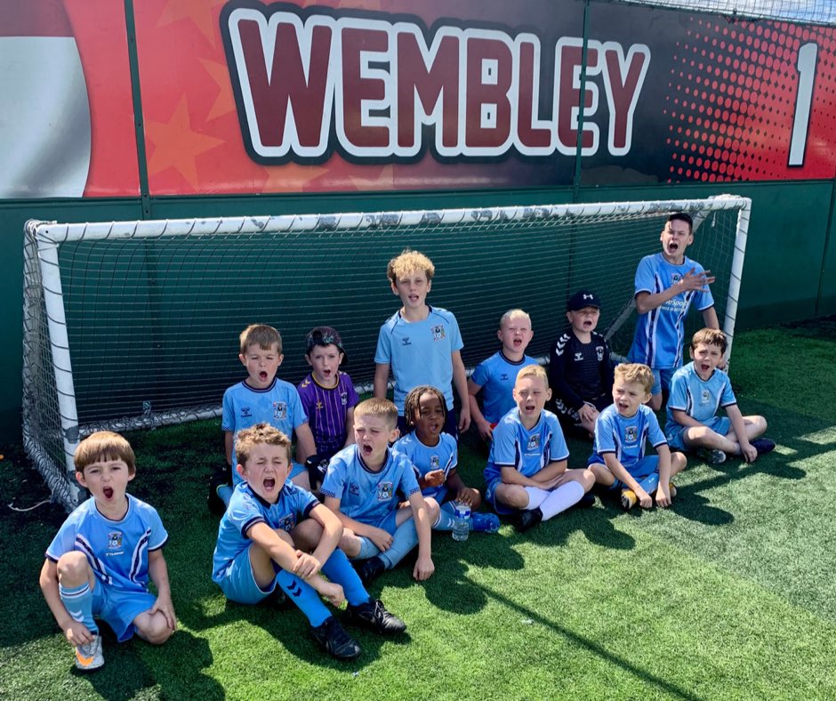 SoccerRockz (@srrockz) on Twitter photo Things you love to see!!! 🙌
A ⚽️⚽️⚽️ camp full of <a href="/Coventry_City/">Coventry City</a> football shirts 💙 #pusb Things you love to see!!! 🙌
A ⚽️⚽️⚽️ camp full of <a href="/Coventry_City/">Coventry City</a> football shirts 💙 #pusb
