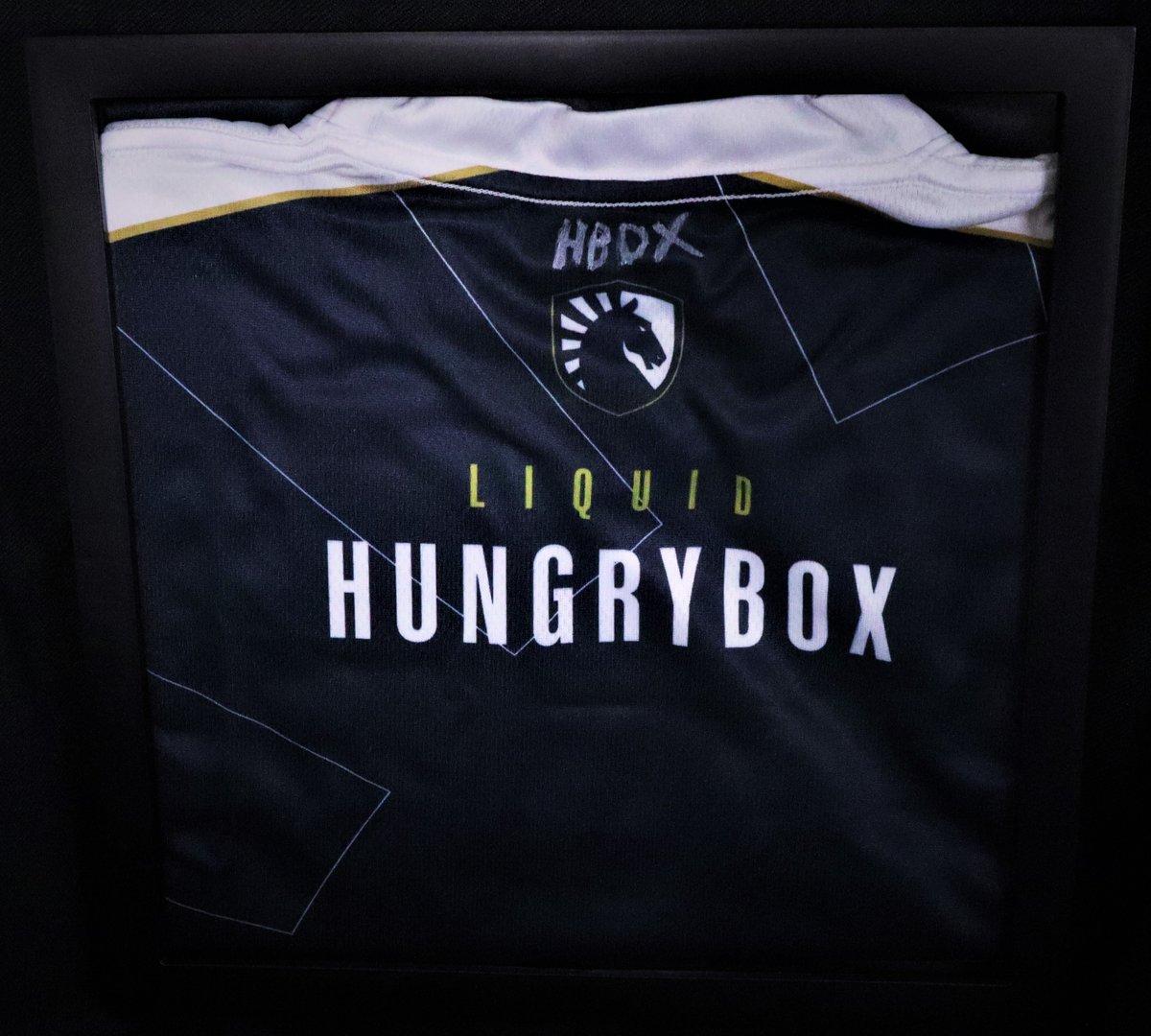 mxchibbs's tweet image. Excited to finally have my @LiquidHbox and @TeamLiquidLoL signed jerseys in some shadow boxes. Thank you again @TeamLiquid!