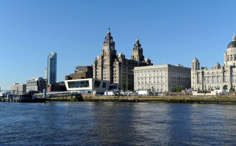 ProLiverpool's tweet photo. PL is committed to working closely with @MetroMayorSteve  Rotheram, @MayorLpool Joanne Anderson and the Strategic Futures Panel to ensure a thriving economic future for our members and the wider business community in Liverpool and the City Region
#BusinessLiverpool https://t.co/KNUxRX1Qnr