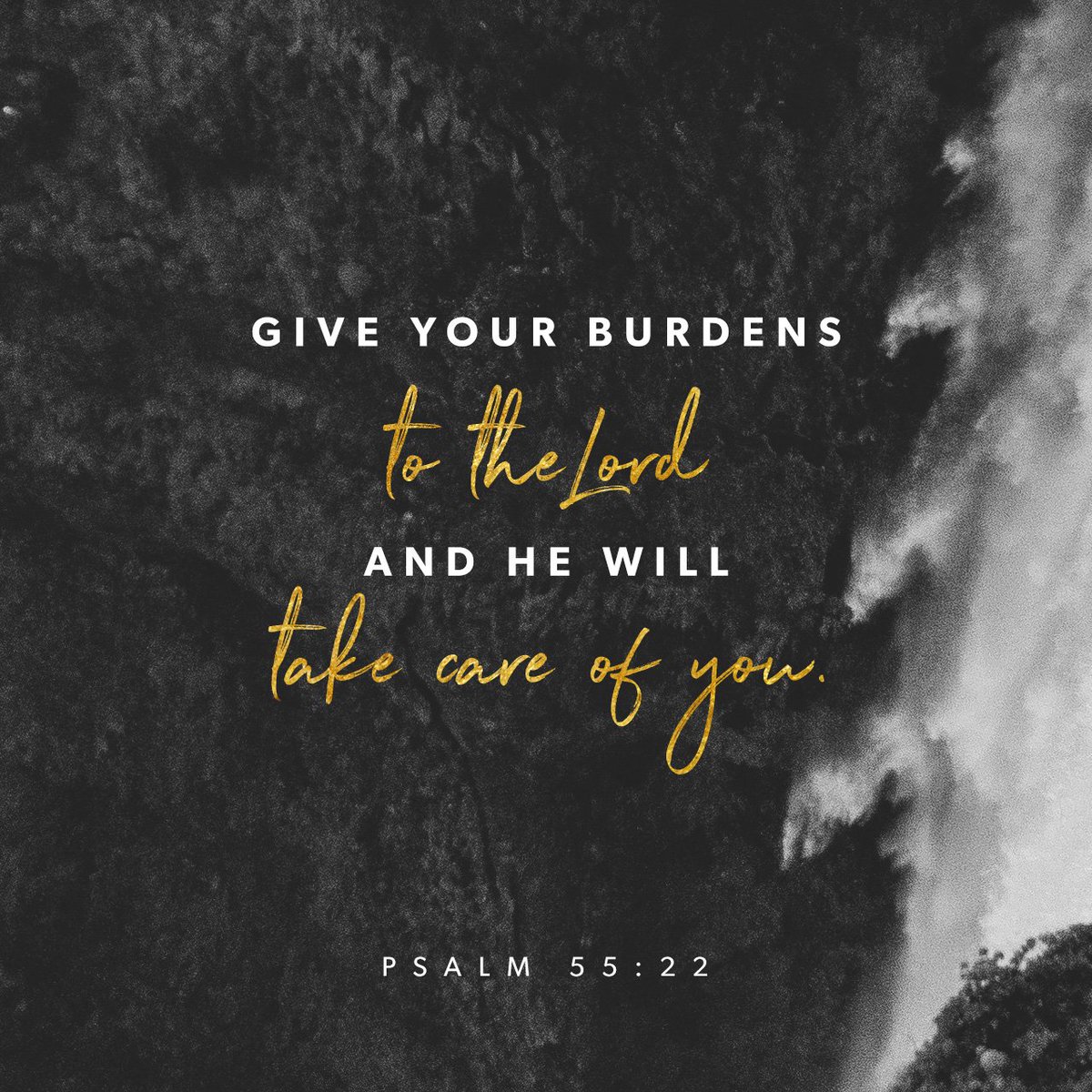 Logaddy10's tweet photo. It's been a busy week &amp; I caught myself feeling really overwhelmed this morning. 
I have to remind myself to breathe &amp;  I'm not handling this alone. I gave my worries to God this morning &amp; I'm starting to feel better. I'm working on the fully letting go part, not easy. https://t.co/VWdgUjnBxX