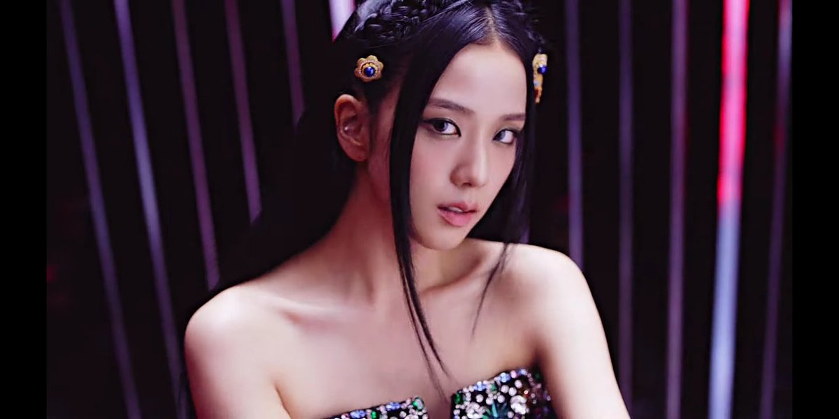 danangapryian's tweet photo. Pantesan dari tadi bawaanya gelisah, pengen ngelakuin sesuatu tapi bingung apa. Ternyata lupa mau nonton MV nya Black Pink https://t.co/3iCgEijqaK