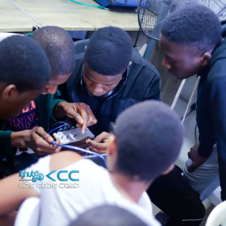 theighubafrica's tweet photo. It's another interesting Friday at Innovation Growth for the Kids attending our Kids Code Camp.
Meanwhile we know the weekend is here and all of us at IGHub would want you to have a wonderful weekend.
#TGIF
#ighubafrica #ighub
#kidscodecamp https://t.co/9vtn9A0UAS