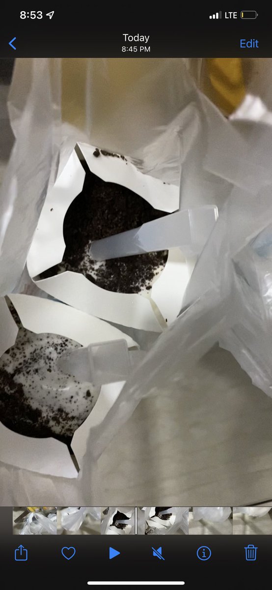 JimyRobloxian's tweet photo. @McDonalds  I was curious what the mcflurry would look like without mixing it, thankfully whoever was rushing this because of the crowd of customers gave us this https://t.co/Jl2cmYb88i