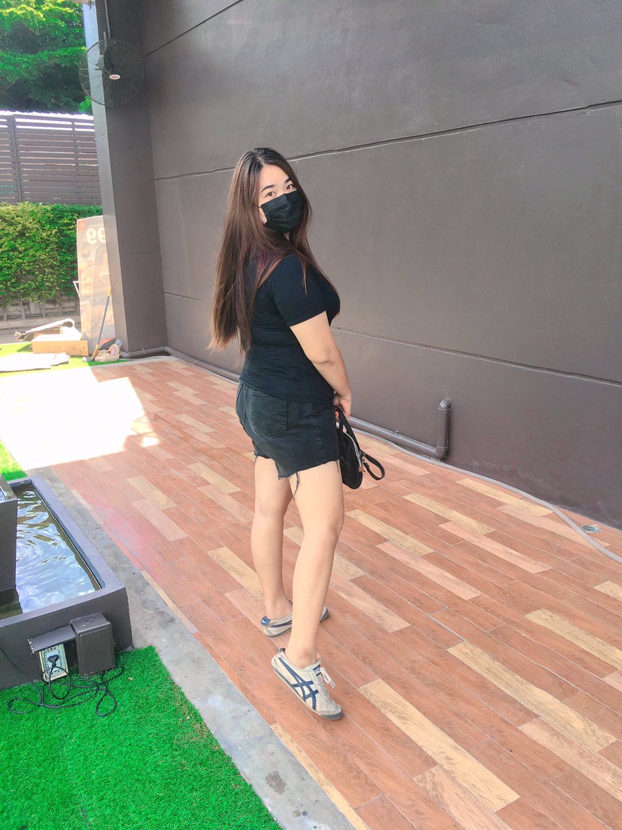 MayreeMiss's tweet photo. แค่อ้วนเอง จะไม่รักเลยหรอค่ะ 🥺 #สาวโคราช #พิมาย https://t.co/oomb6uOUdS